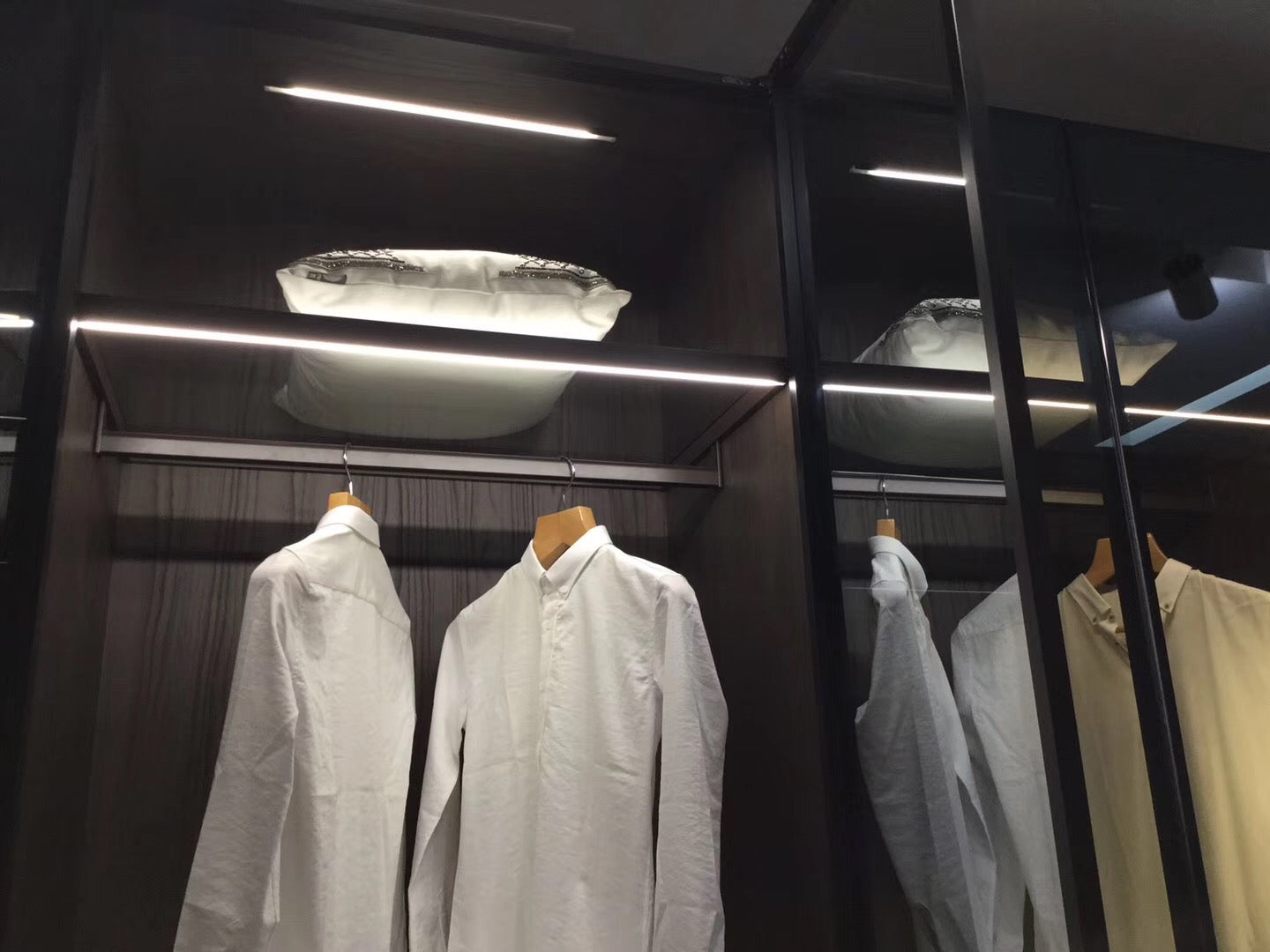 L&S Torcello Frame Glass with LED Lights - Euro Plus Asia