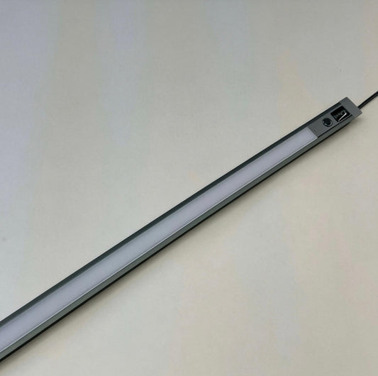 Seeko'o 002 (1000/ 1500/ 2000/ 2500mm) Recessed LED with Hand Wave Switch -20%😍